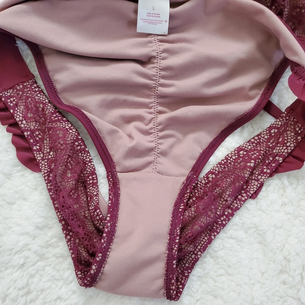 Xhilaration Pink Ruffle Bikini Set - Picture 7 of 10